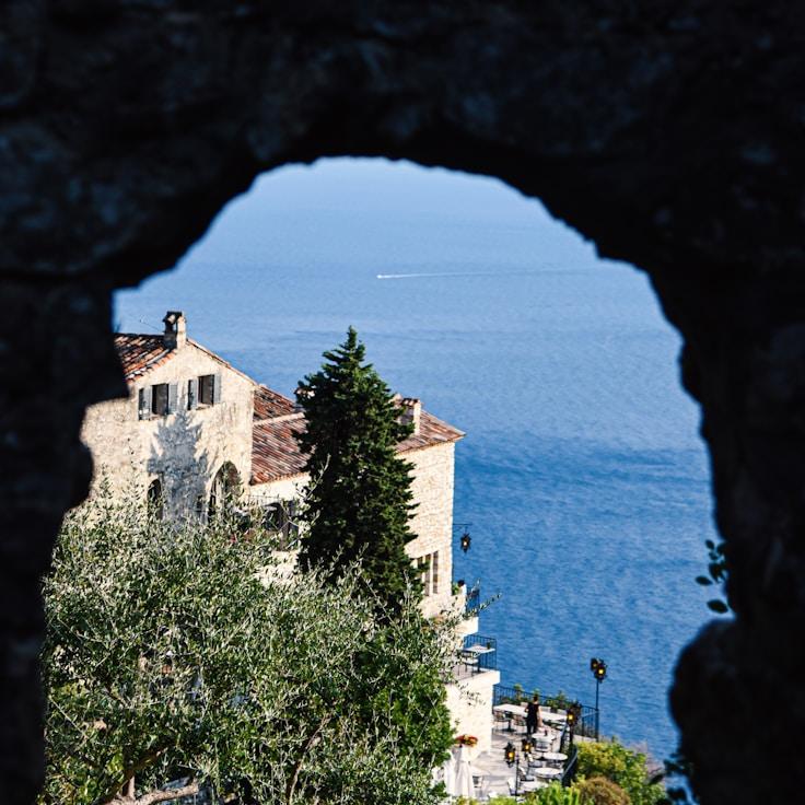 Family terraces and cafés for calm evenings in Paris